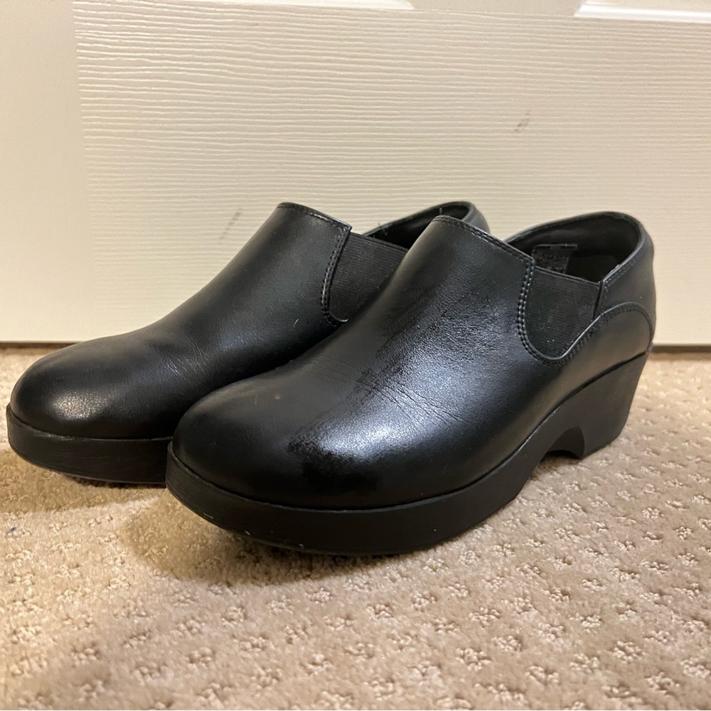 Shoes for Crews: Lila Kelsey, black, size 9